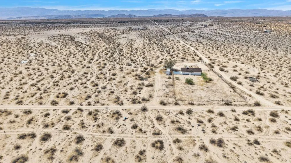 133 Cascade Road Joshua Tree, CA 92252