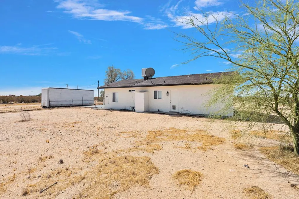 133 Cascade Road Joshua Tree, CA 92252