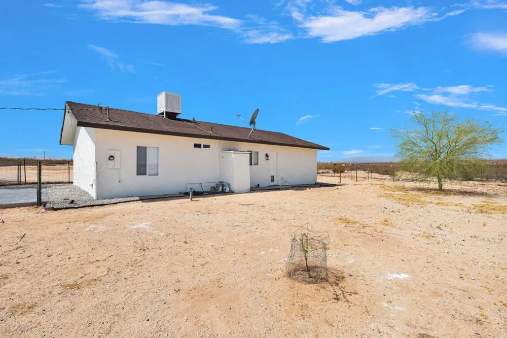 133 Cascade Road Joshua Tree, CA 92252