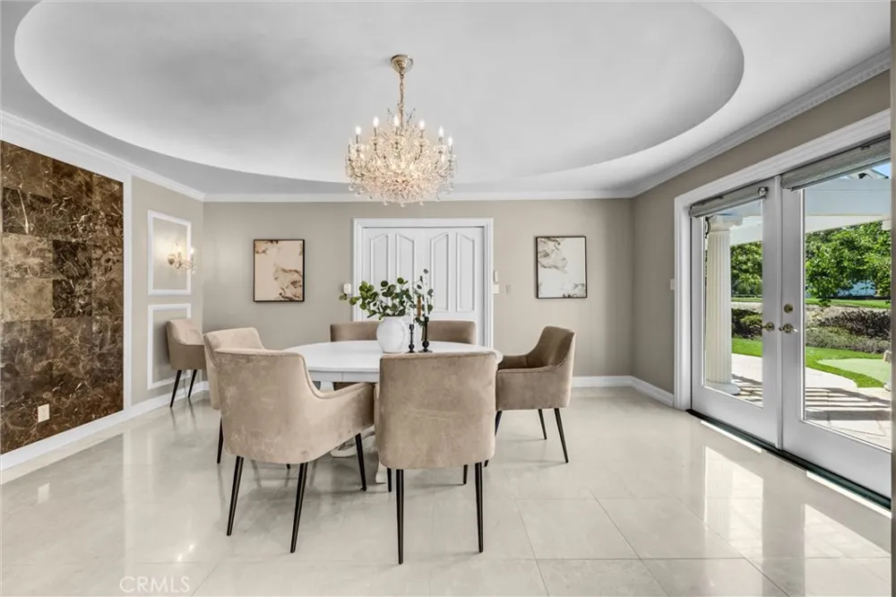 81 Royal Saint George Road Newport Beach, CA 92660