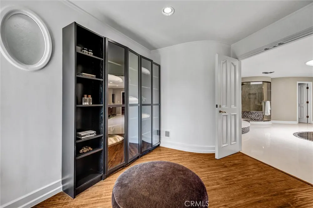81 Royal Saint George Road Newport Beach, CA 92660