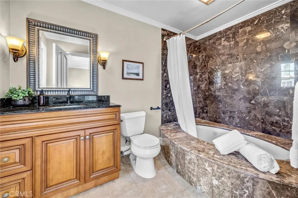 81 Royal Saint George Road Newport Beach, CA 92660
