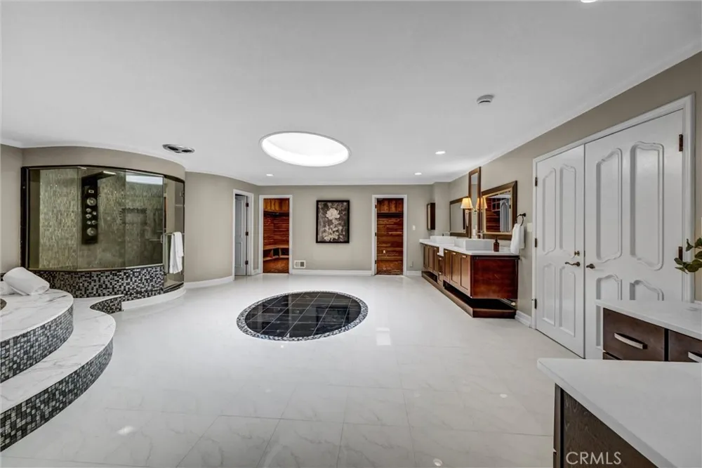 81 Royal Saint George Road Newport Beach, CA 92660