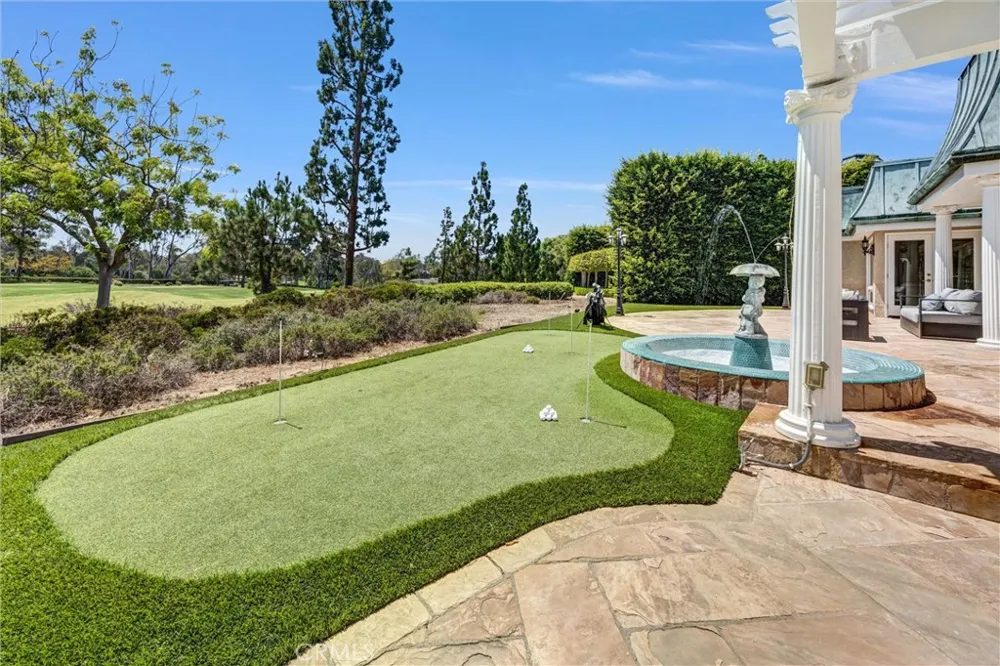 81 Royal Saint George Road Newport Beach, CA 92660