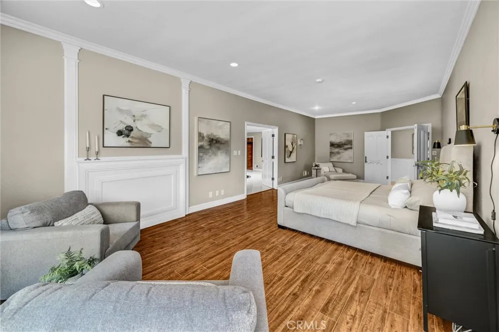 81 Royal Saint George Road Newport Beach, CA 92660