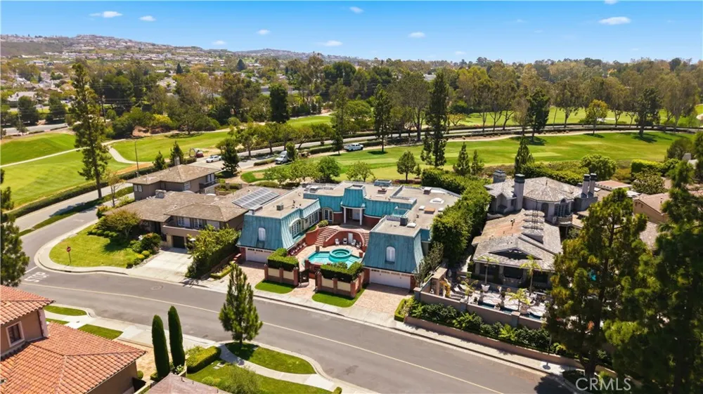 81 Royal Saint George Road Newport Beach, CA 92660