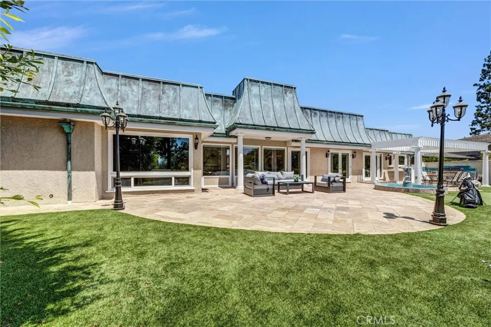 81 Royal Saint George Road Newport Beach, CA 92660
