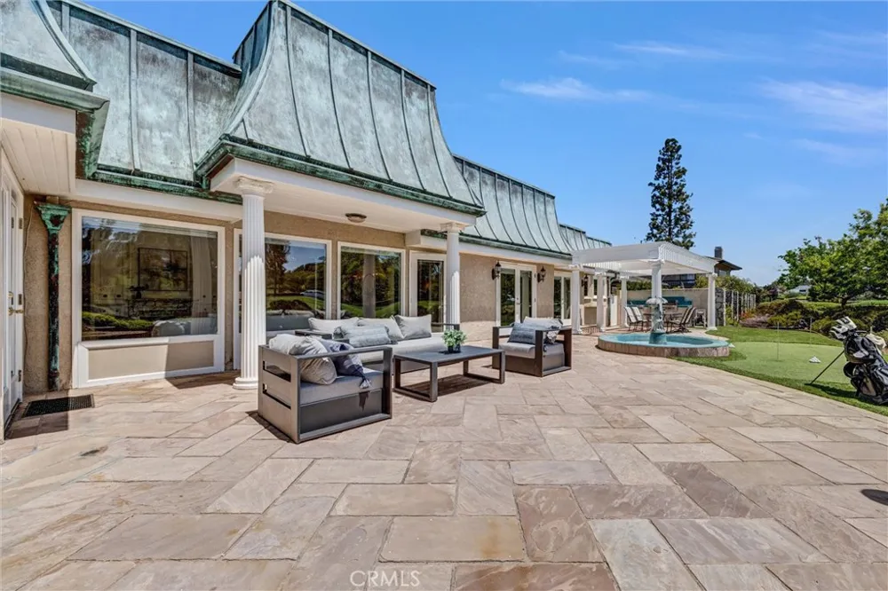 81 Royal Saint George Road Newport Beach, CA 92660