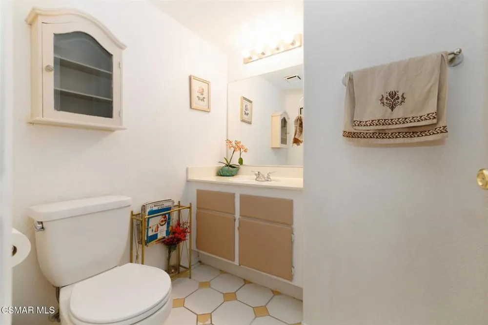 18742 Vista Del Canon #A Newhall, CA 91321