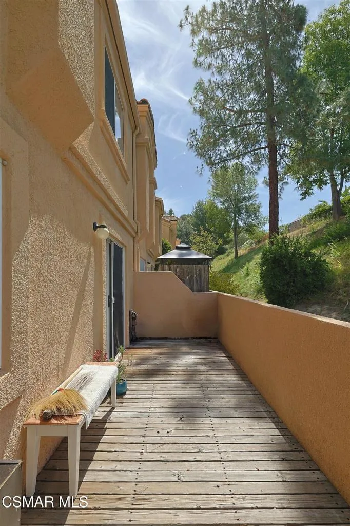 18742 Vista Del Canon #A Newhall, CA 91321