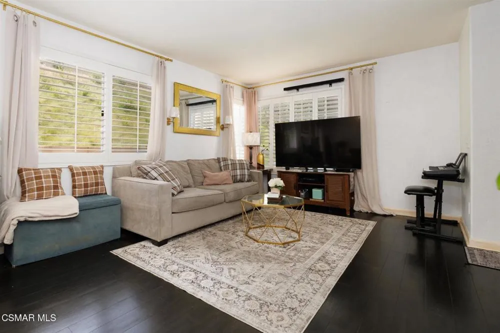 18742 Vista Del Canon #A Newhall, CA 91321