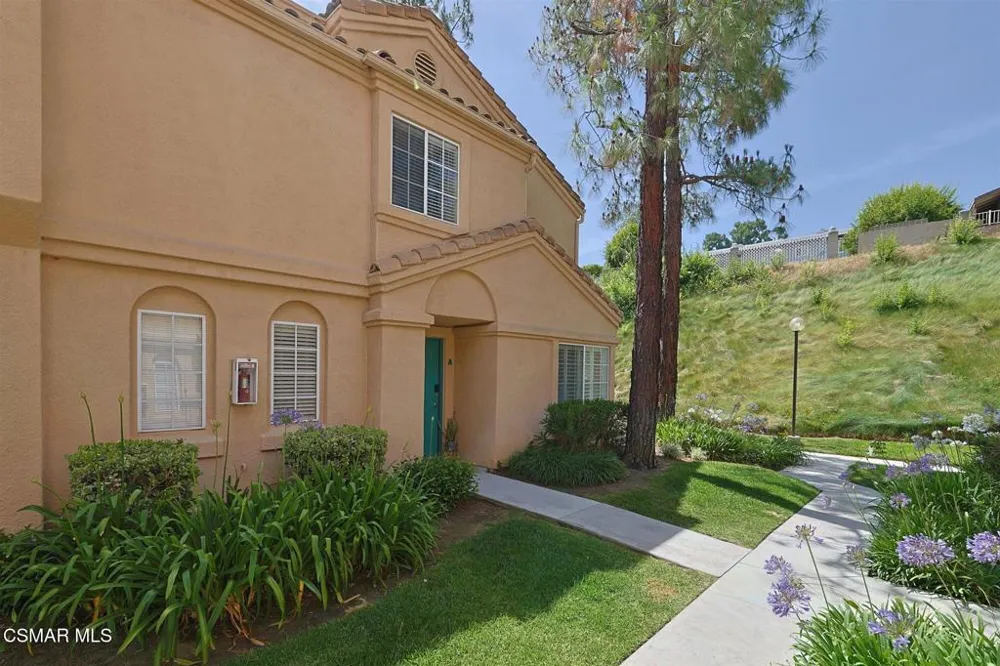 18742 Vista Del Canon #A Newhall, CA 91321