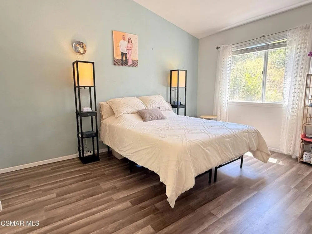 18742 Vista Del Canon #A Newhall, CA 91321