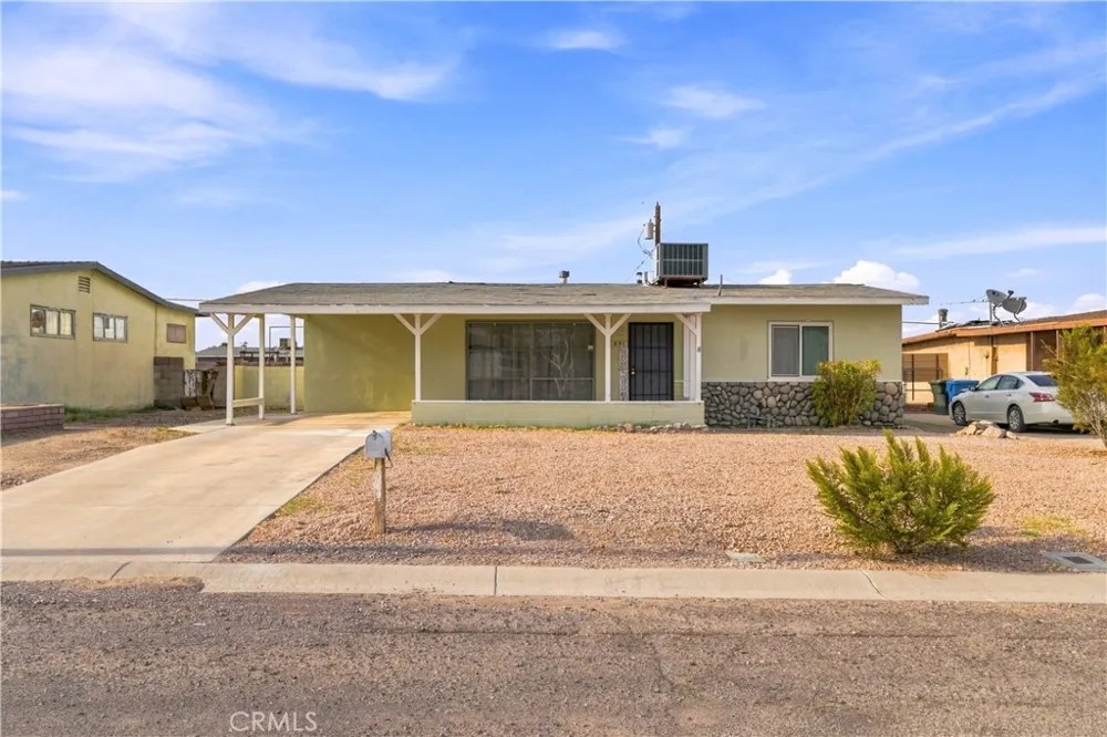 1921 Flora Needles, CA 92363