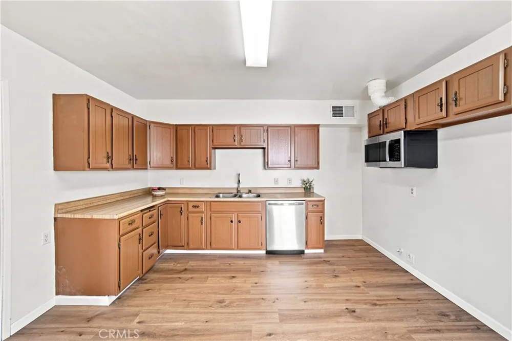 1921 Flora Needles, CA 92363