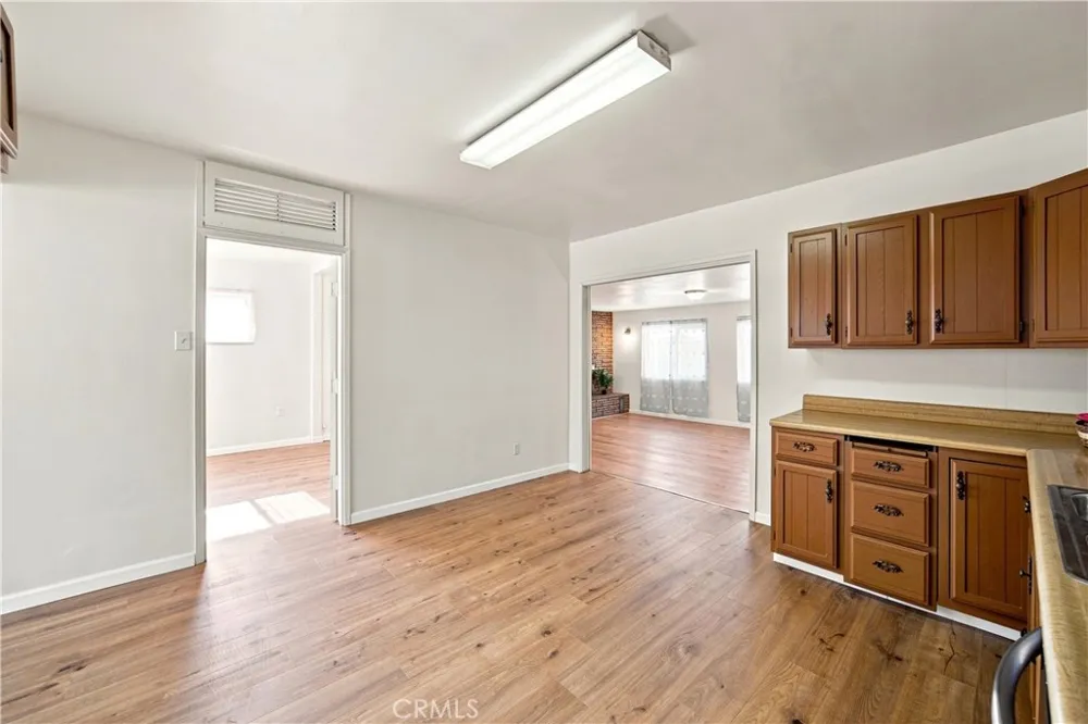 1921 Flora Needles, CA 92363