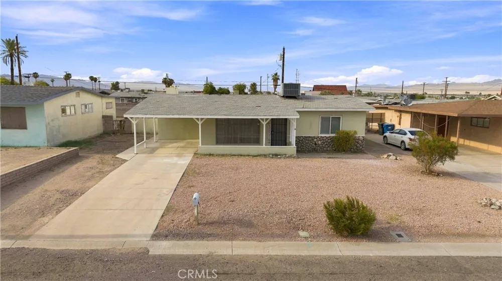 1921 Flora Needles, CA 92363