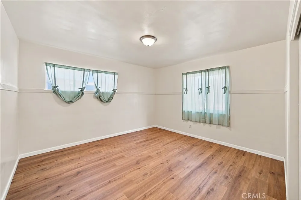 1921 Flora Needles, CA 92363