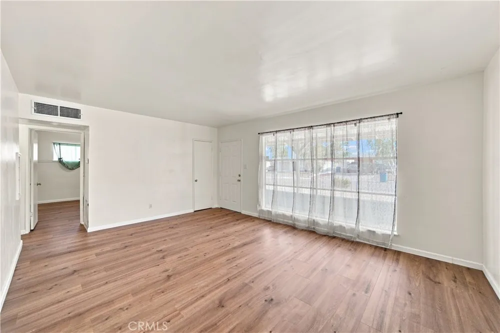 1921 Flora Needles, CA 92363