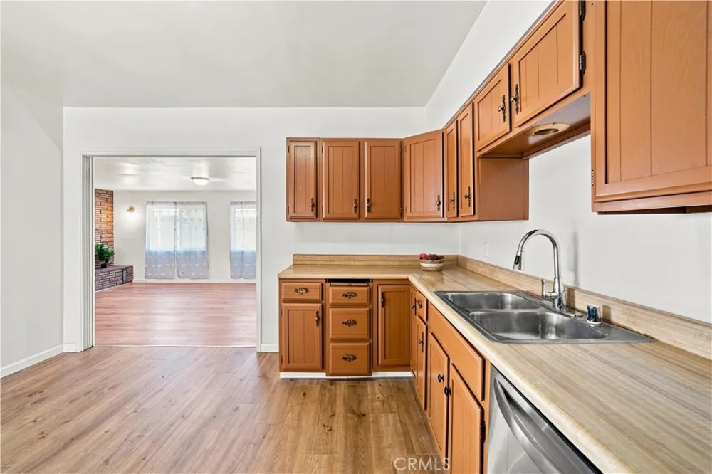 1921 Flora Needles, CA 92363