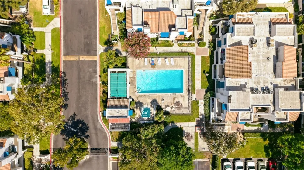 524 Park Shadow Court Baldwin Park, CA 91706