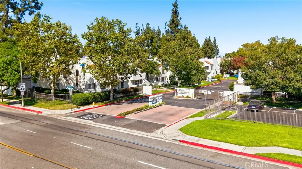 524 Park Shadow Court Baldwin Park, CA 91706