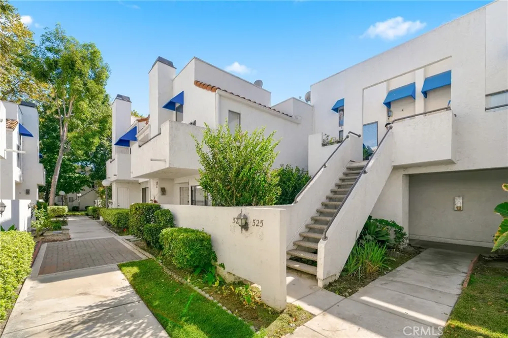 524 Park Shadow Court Baldwin Park, CA 91706
