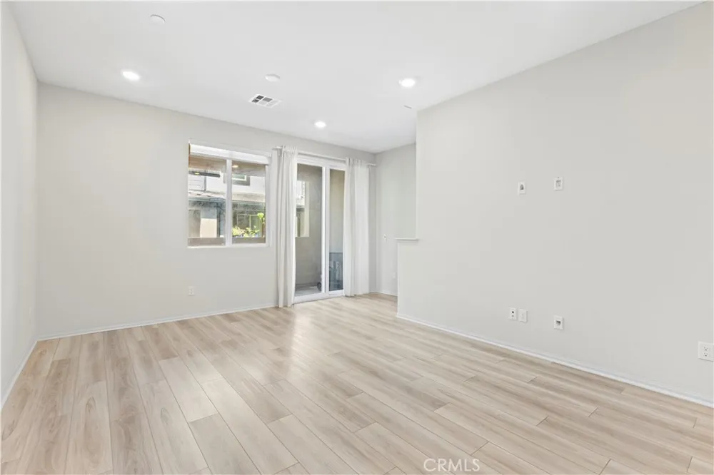 1371 Nimbus Court Pomona, CA 91768