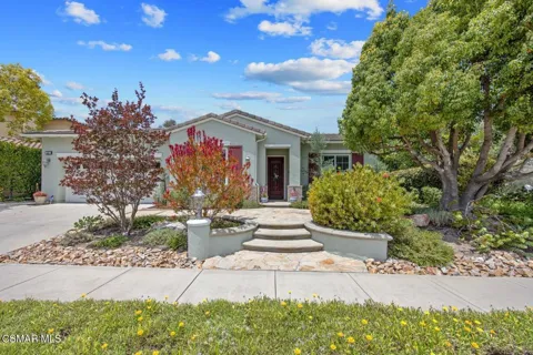 5187 Via Dolores