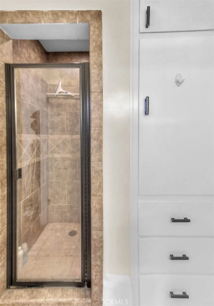 564 Armel Covina, CA 91722