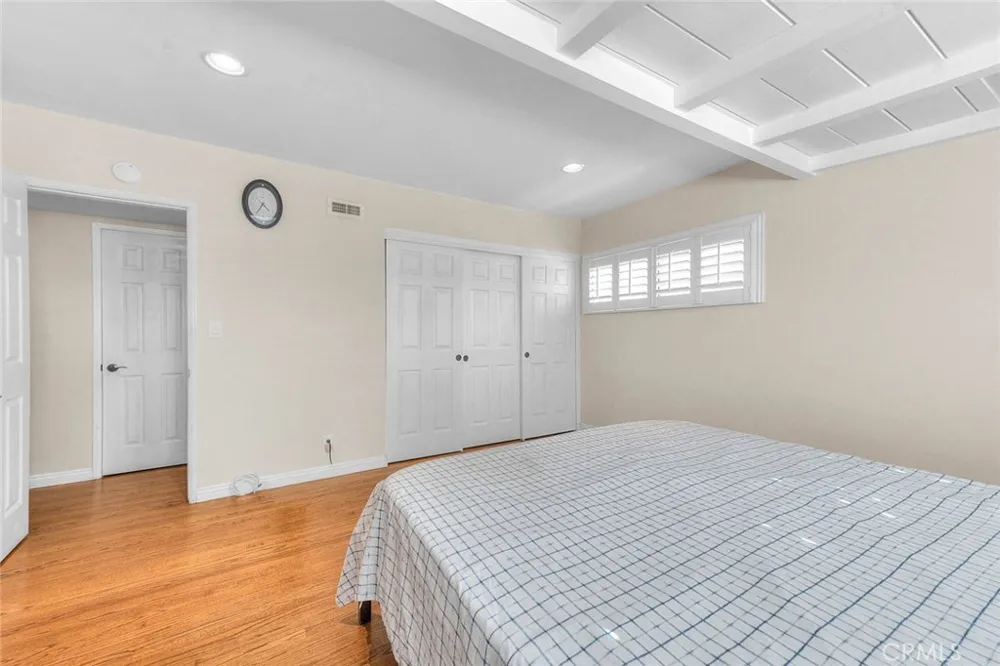 564 Armel Covina, CA 91722