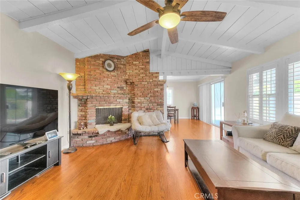 564 Armel Covina, CA 91722