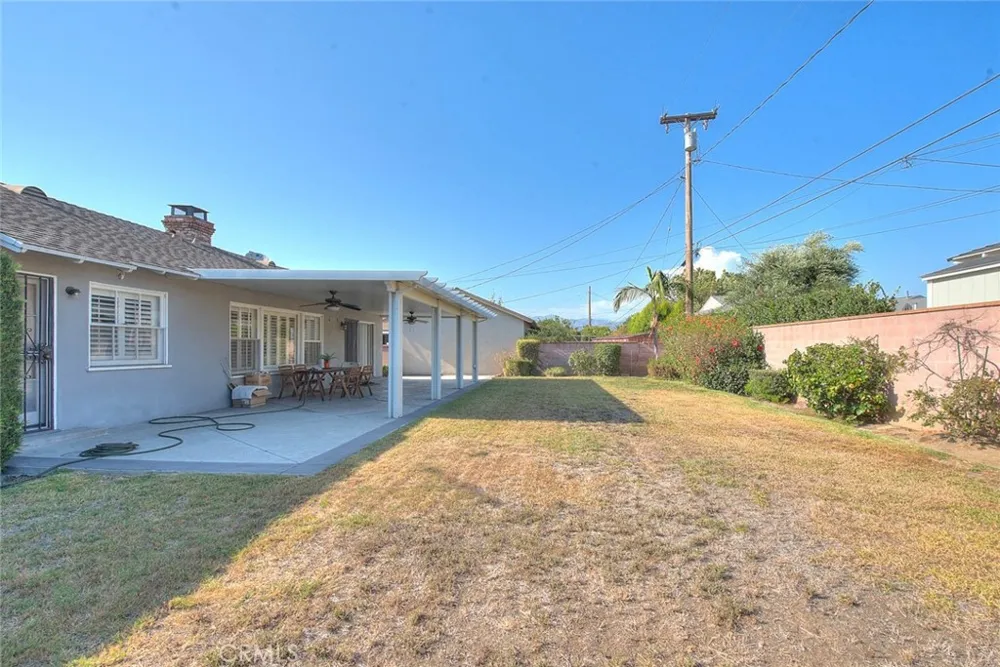564 Armel Covina, CA 91722