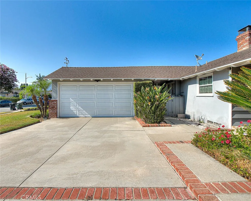 564 Armel Covina, CA 91722