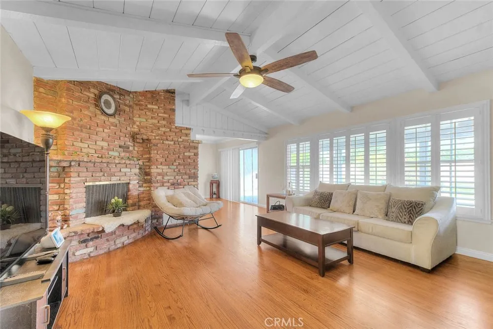 564 Armel Covina, CA 91722