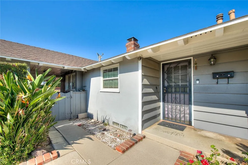 564 Armel Covina, CA 91722