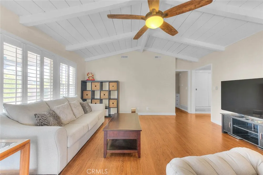 564 Armel Covina, CA 91722