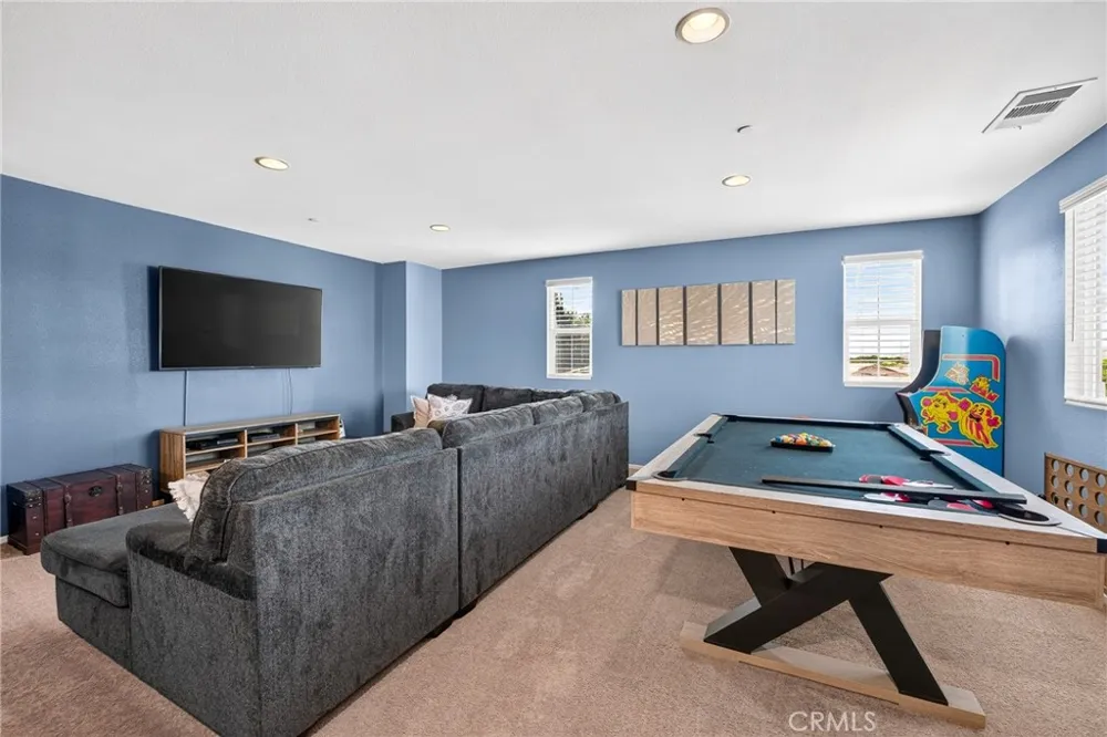 1216 Burgundy Rose Beaumont, CA 92223