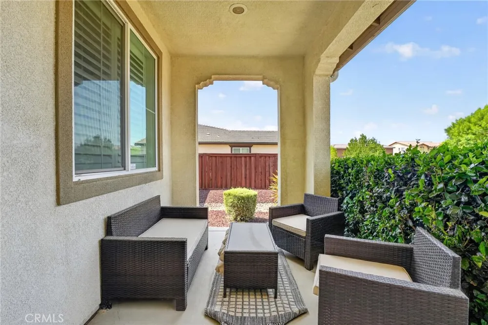 1216 Burgundy Rose Beaumont, CA 92223