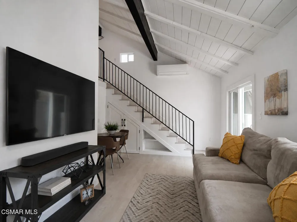 2920 Salmon River Circle Westlake Village, CA 91362