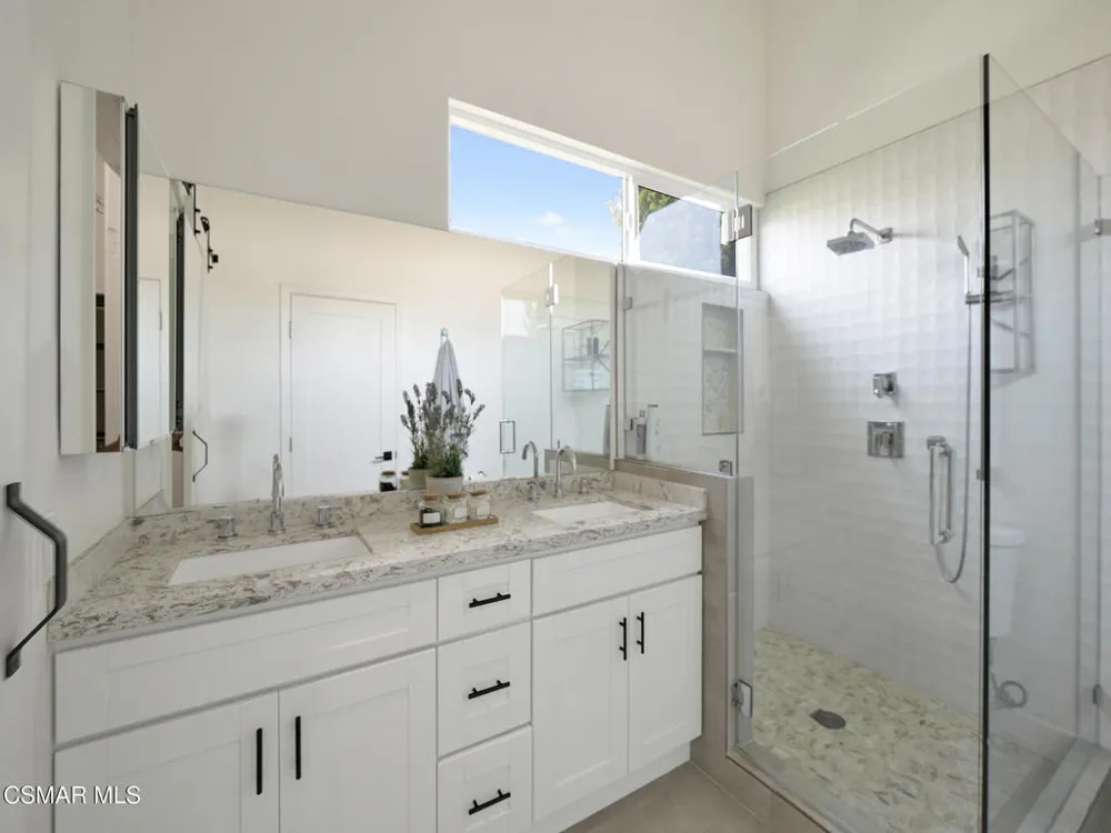 2920 Salmon River Circle Westlake Village, CA 91362
