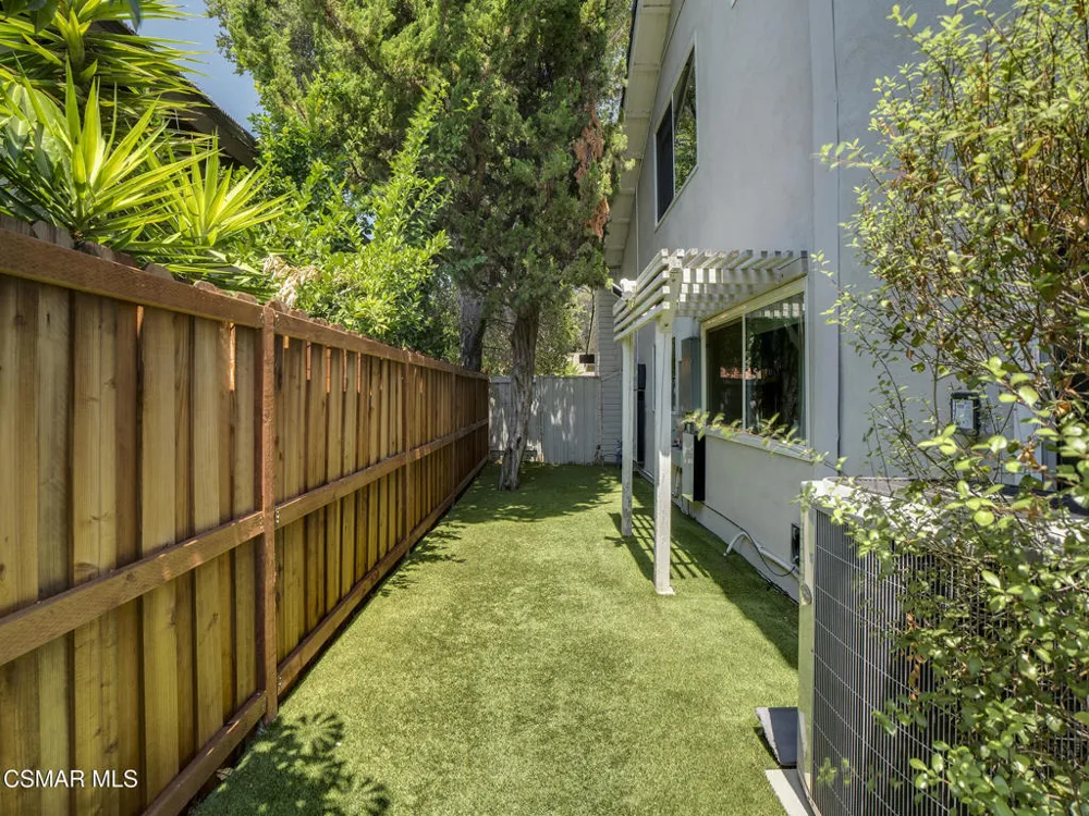 2920 Salmon River Circle Westlake Village, CA 91362