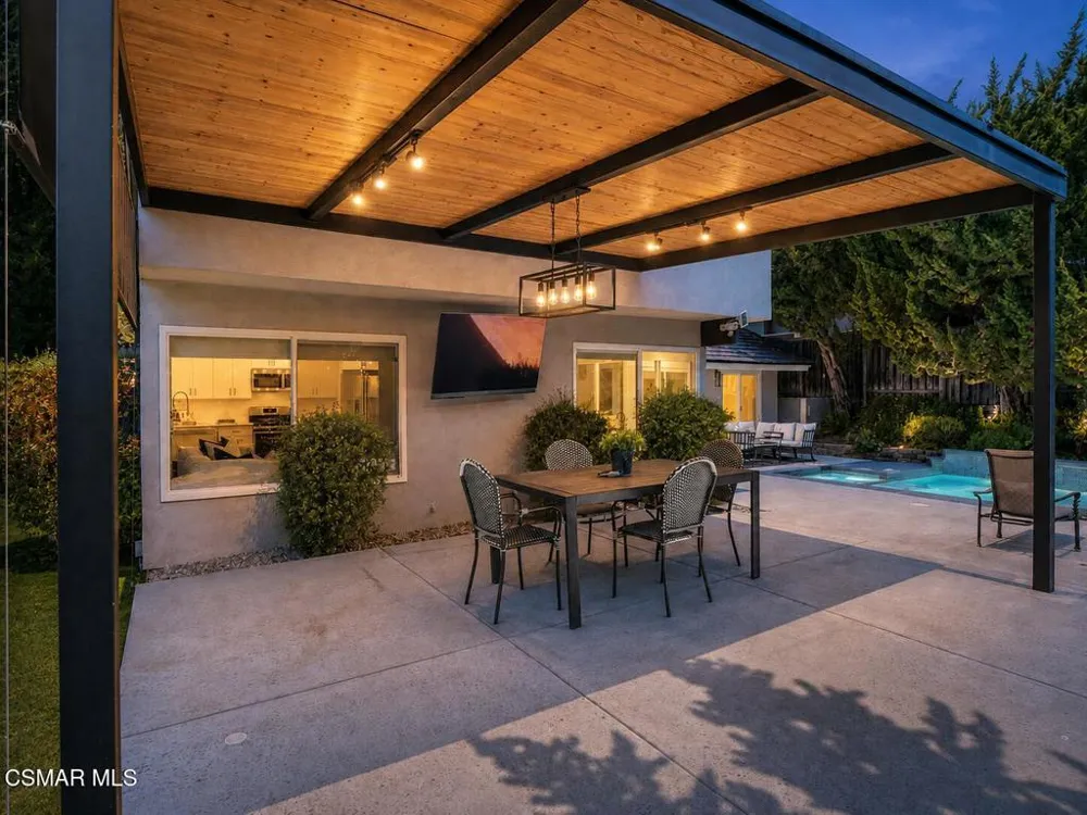2920 Salmon River Circle Westlake Village, CA 91362