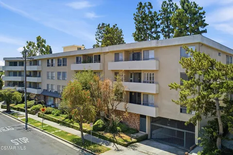10650 Holman Avenue #202