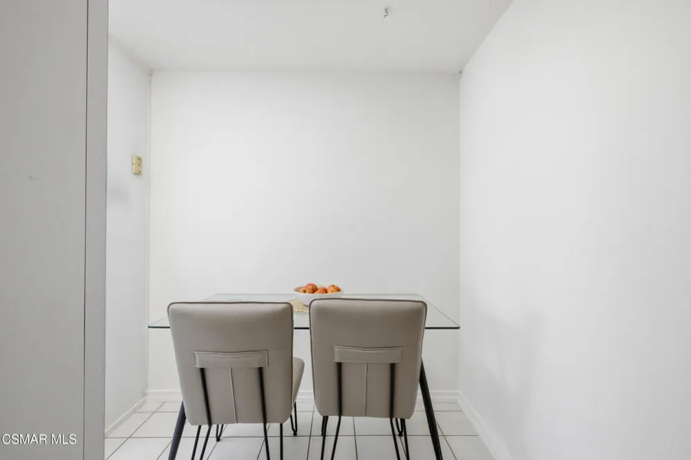 10650 Holman Avenue #202 Los Angeles, CA 90024
