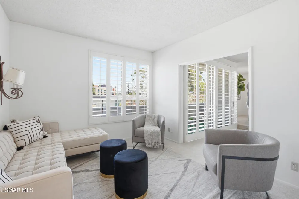10650 Holman Avenue #202 Los Angeles, CA 90024