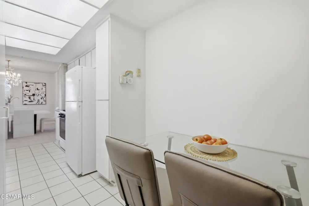 10650 Holman Avenue #202 Los Angeles, CA 90024