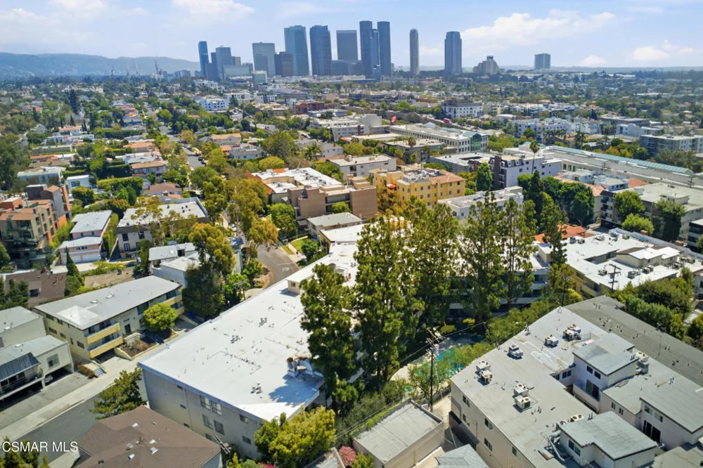 10650 Holman Avenue #202 Los Angeles, CA 90024