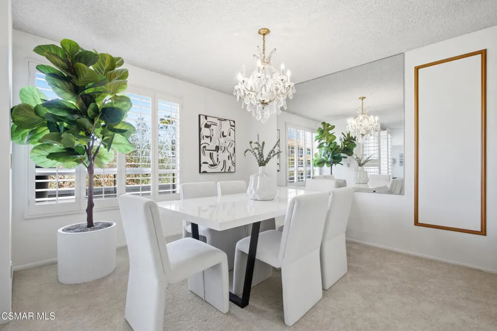 10650 Holman Avenue #202 Los Angeles, CA 90024