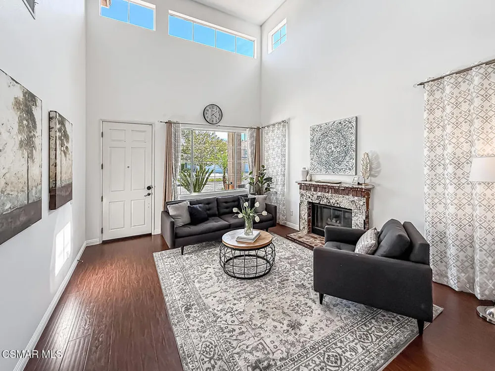 2710 Titania Place Simi Valley, CA 93063